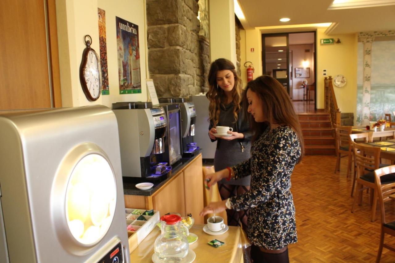 Hotel Vega Perugia Kültér fotó